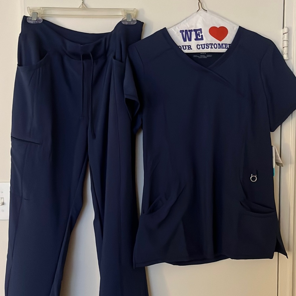 Women’s Cherokee scrub set